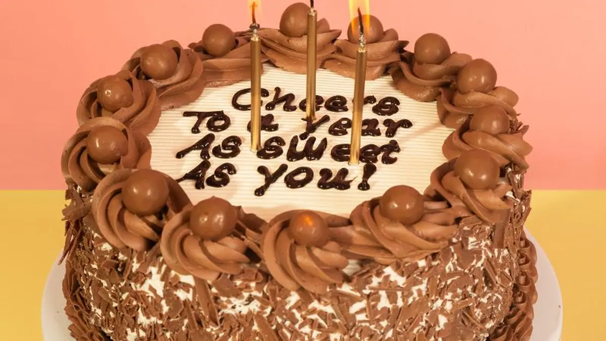Cake Box – eggless cake shop in Albury Court, London
